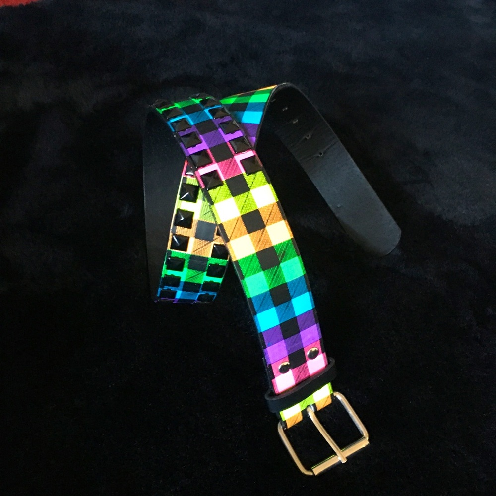 🌟🌊 4/$15 Bright Multi-colored belt w/black studs